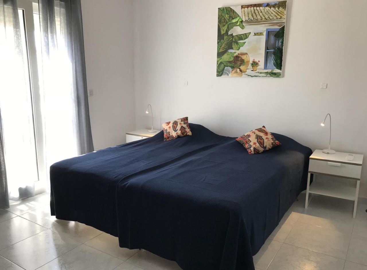 Apartment Burriana Nerja Exteriör bild