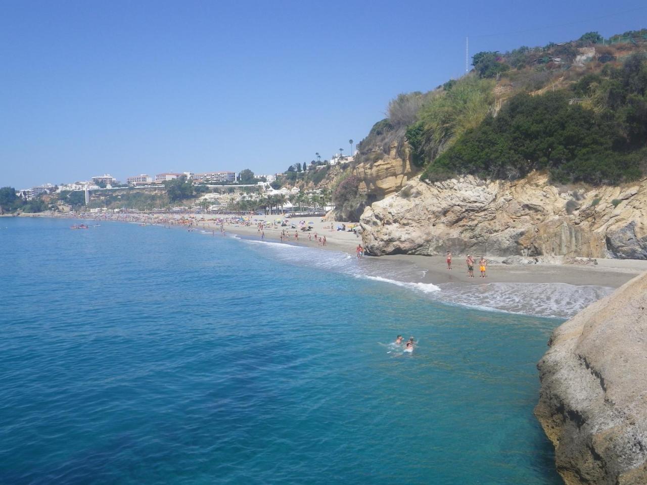 Apartment Burriana Nerja Exteriör bild